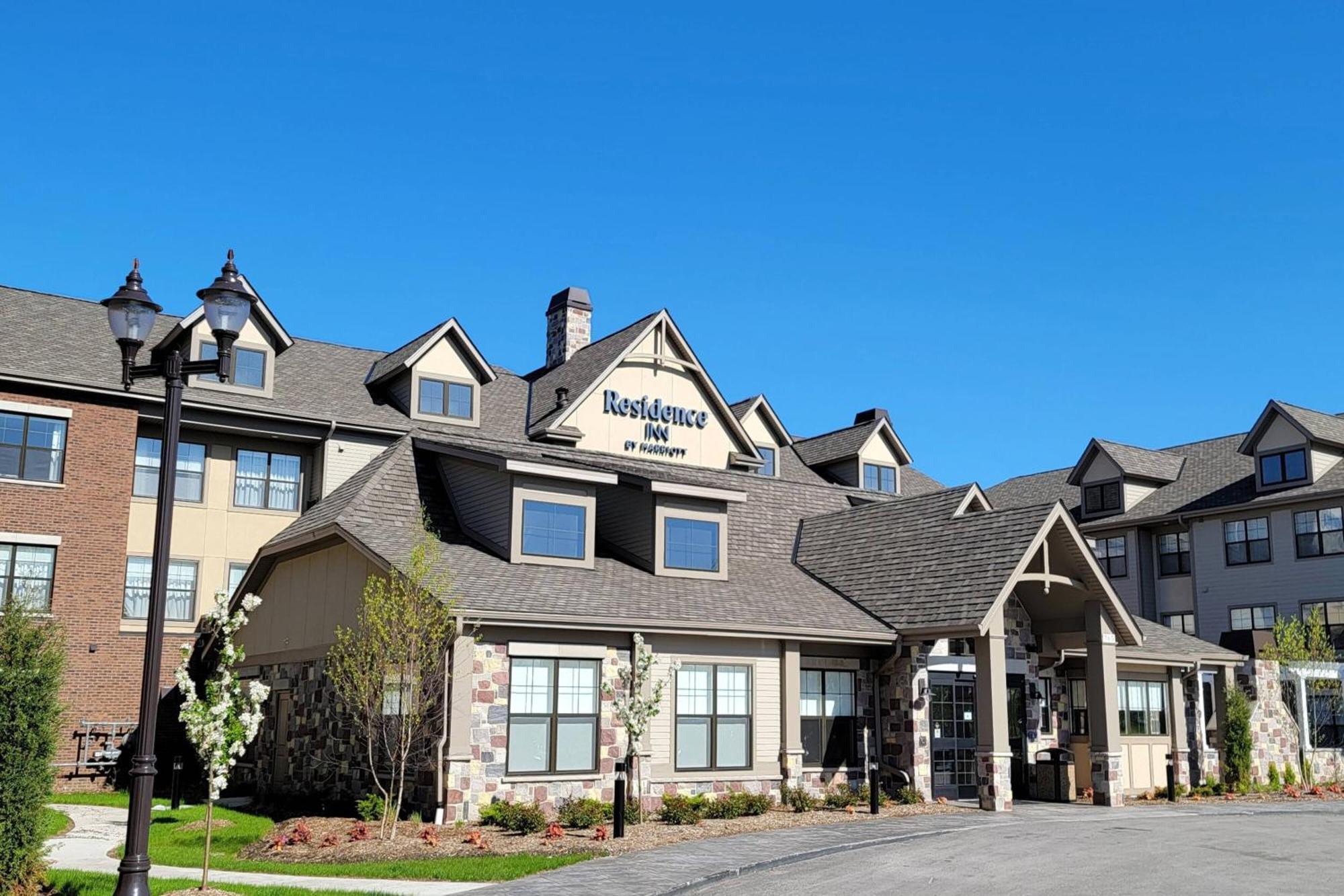 Residence Inn By Marriott Milwaukee Brookfield Exterior foto