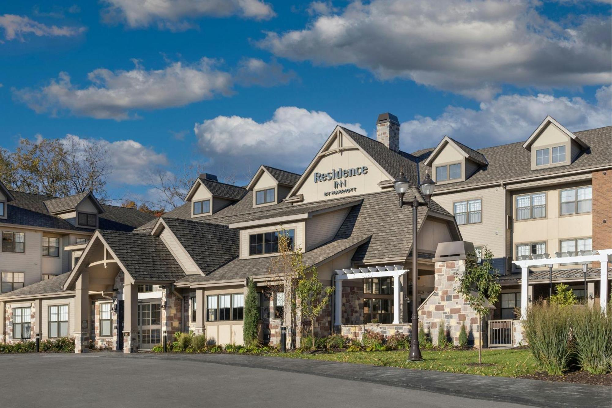 Residence Inn By Marriott Milwaukee Brookfield Exterior foto